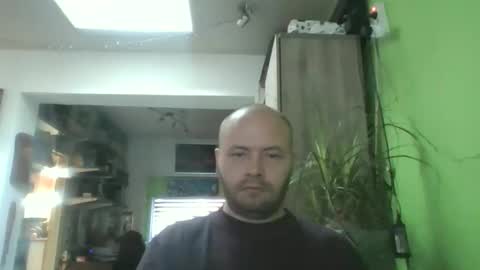 sixten19795 online show from 19, 11, 2025