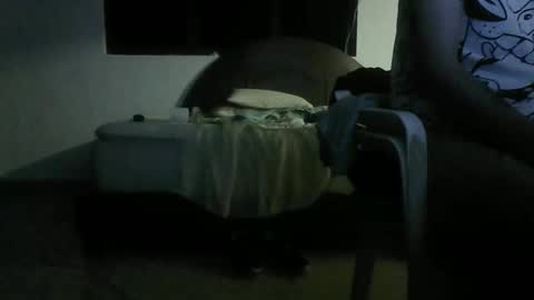 Snapshot of skanky_little_dolls chatting on 25, 11, 2025 skanky_little_dolls online show from 25, 11, 2025