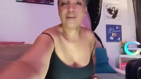 Skarlleth online show from 20, 12, 2025