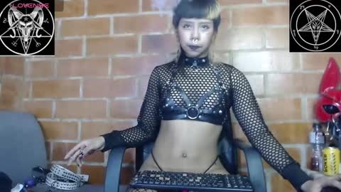 Snapshot of skarleth_miaw chatting on 27, 1, 2025 Punkat 3 online show from 27, 1, 2025