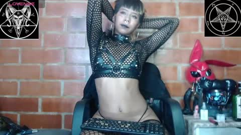 Snapshot of skarleth_miaw chatting on 28, 1, 2025 Punkat 3 online show from 28, 1, 2025