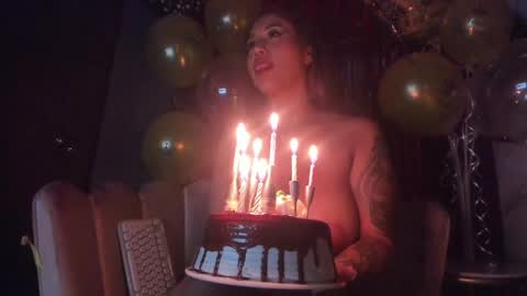 Skarleth villa online show from 2, 4, 2026