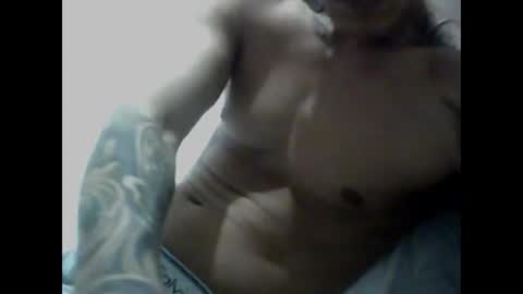 Snapshot of skater19xxx chatting on 25, 1, 2025 miguel online show from 25, 1, 2025