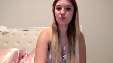 skiimaskabby online show from 23, 9, 2025