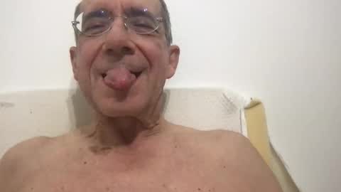 Snapshot of skima48 chatting on 9, 1, 2026 skima48 online show from 9, 1, 2026