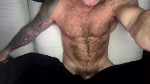 Snapshot of skimaskedbeef chatting on 12, 2, 2025 BEEF online show from 12, 2, 2025