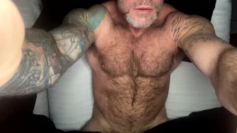 Snapshot of skimaskedbeef chatting on 4, 3, 2025 BEEF online show from 4, 3, 2025