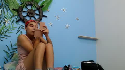 Snapshot of skinny18sexy chatting on 7, 7, 2026 skinny online show from 7, 7, 2026