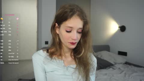 Snapshot of skinny_eve chatting on 17, 10, 2025 Emily online show from 17, 10, 2025