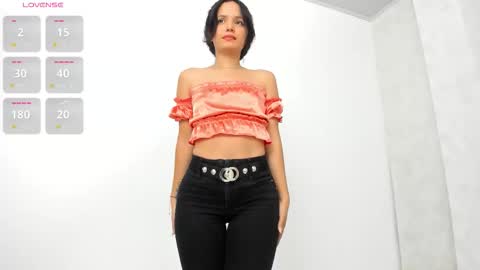 Snapshot of skinny_isabela chatting on 27, 9, 2025 Isabela online show from 27, 9, 2025