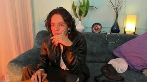 Mac online show from 5, 4, 2026