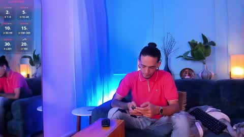 Snapshot of skinny_mac_ chatting on 25, 5, 2026 Mac online show from 25, 5, 2026