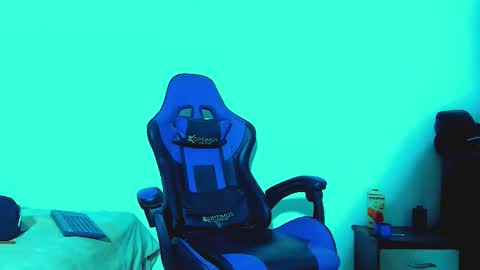 skinny marked online show from 2, 11, 2025