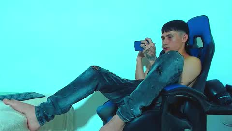 skinny marked online show from 22, 11, 2025