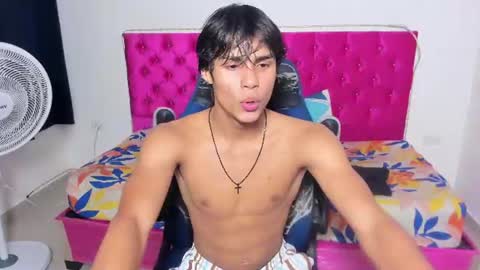 Snapshot of skinny_sam23 chatting on 13, 7, 2026 sam online show from 13, 7, 2026
