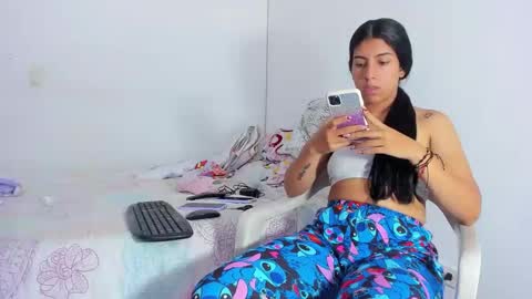 Snapshot of skinnyanai chatting on 16, 1, 2025 anai online show from 16, 1, 2025