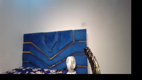 Snapshot of skinnyasssexyboobs chatting on 1, 2, 2026 skinnyasssexyboobs online show from 1, 2, 2026