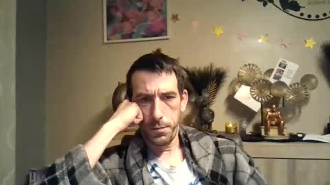 SkinnyBigCock2 online show from 2, 1, 2025