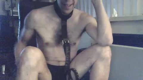 Snapshot of skinnyboy43 chatting on 1, 11, 2025 skinnyboy43 online show from 1, 11, 2025