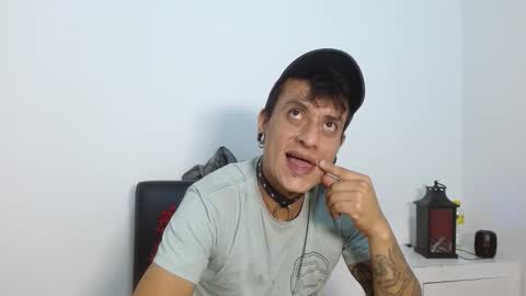 Snapshot of skinnydevil1 chatting on 16, 2, 2026 skinnydevil1 online show from 16, 2, 2026