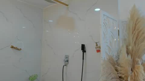 SkinnyGirl online show from 10, 1, 2026