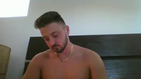 skinnyguylongdick1 online show from 29, 12, 2024