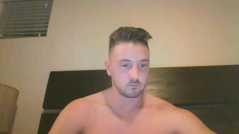 skinnyguylongdick1 online show from 18, 10, 2025