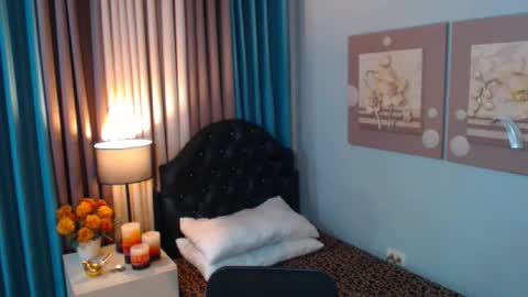 Snapshot of skinnyhotfantasy chatting on 3, 2, 2026 NICOLE online show from 3, 2, 2026