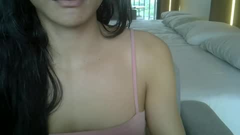 Snapshot of skinnykittencam chatting on 28, 9, 2025 skinnykittencam online show from 28, 9, 2025