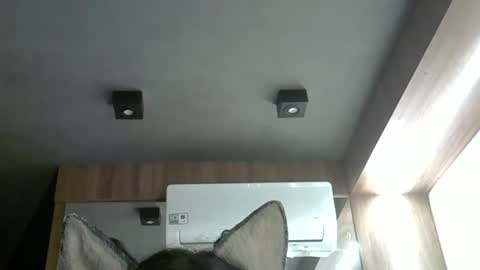 Snapshot of skinnykittencam chatting on 1, 10, 2025 skinnykittencam online show from 1, 10, 2025
