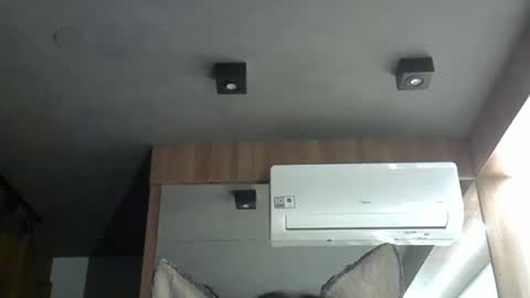 Snapshot of skinnykittencam chatting on 13, 10, 2025 skinnykittencam online show from 13, 10, 2025