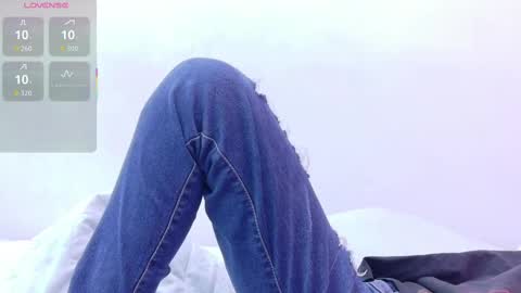 Karla  online show from 24, 10, 2025