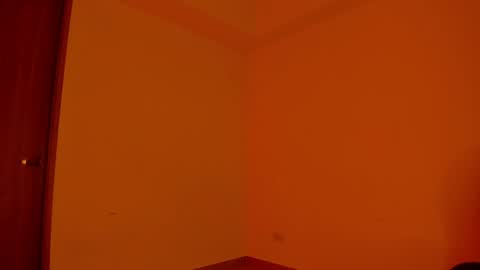 Skinnyy   online show from 14, 6, 2026