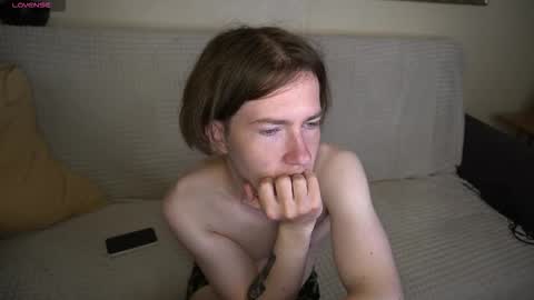 Snapshot of skip_london chatting on 11, 10, 2025 Andrew online show from 11, 10, 2025