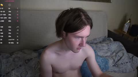 Snapshot of skip_london chatting on 18, 10, 2025 Andrew online show from 18, 10, 2025