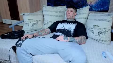 Snapshot of skirlingod chatting on 12, 9, 2025 skirlingod online show from 12, 9, 2025