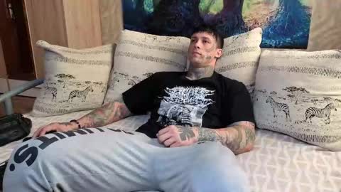 Snapshot of skirlingod chatting on 4, 10, 2025 skirlingod online show from 4, 10, 2025