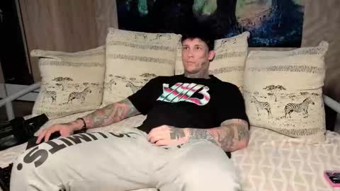 Snapshot of skirlingod chatting on 11, 10, 2025 skirlingod online show from 11, 10, 2025