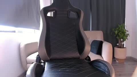 Liam Vokov online show from 19, 2, 2026