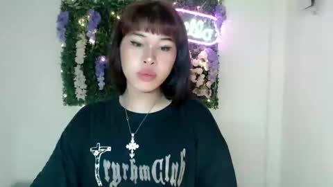 Snapshot of sky_fox_sweetxx chatting on 7, 1, 2025 online show from 7, 1, 2025