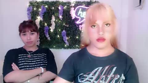 Snapshot of sky_fox_sweetxx chatting on 21, 1, 2025 online show from 21, 1, 2025