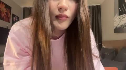 Bella online show from 1, 8, 2026