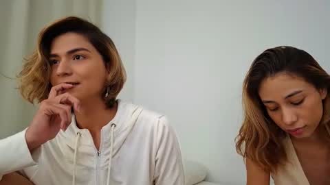 Snapshot of skyamber8v2 chatting on 15, 6, 2026 Vi online show from 15, 6, 2026