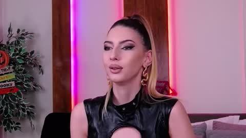 SkylarSpark online show from 30, 10, 2025