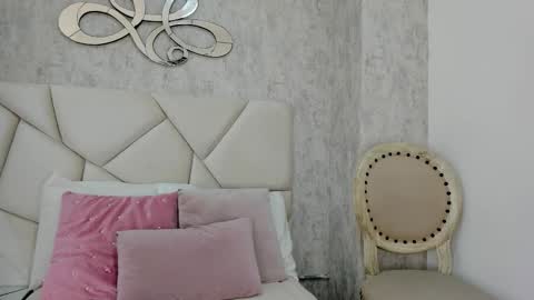 Snapshot of skylerwhite02 chatting on 17, 10, 2025 Skyler online show from 17, 10, 2025