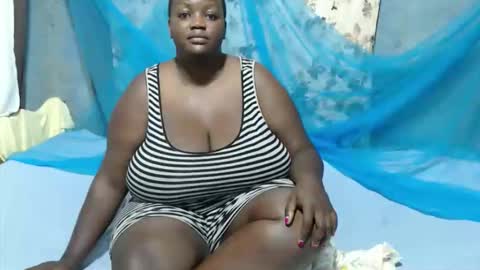 Snapshot of skylla07 chatting on 18, 5, 2026 sheliah online show from 18, 5, 2026