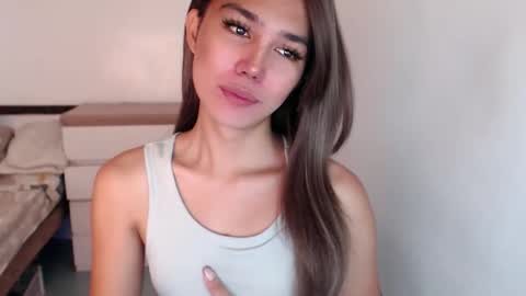 Snapshot of skyllerkent chatting on 12, 11, 2025 Sky online show from 12, 11, 2025