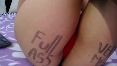 Snapshot of skynny_horney chatting on 17, 12, 2024 Skynny online show from 17, 12, 2024