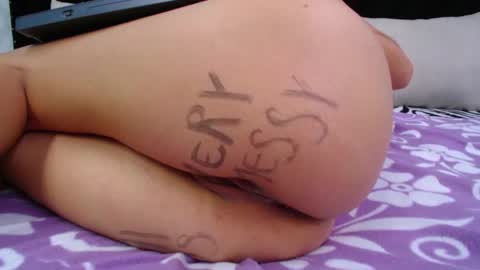 Snapshot of skynny_horney chatting on 19, 12, 2024 Skynny online show from 19, 12, 2024