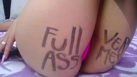 Snapshot of skynny_horney chatting on 22, 12, 2024 Skynny online show from 22, 12, 2024